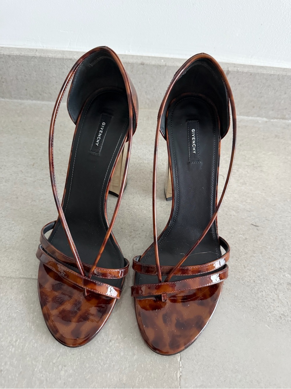 Givenchy Tortoiseshell Patent Leather Strappy Block Heel Sandals - Picture 5 of 5